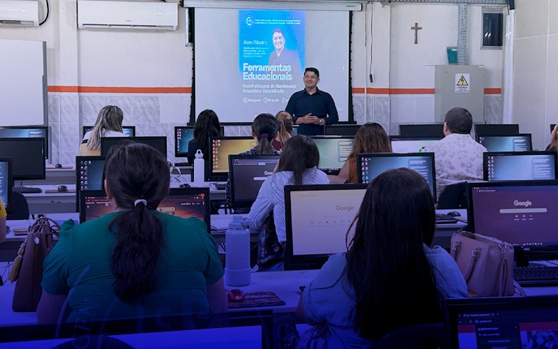 UniCatólica promove oficina voltada à Educação Especial com foco em práticas inclusivas e uso de tecnologias educacionais